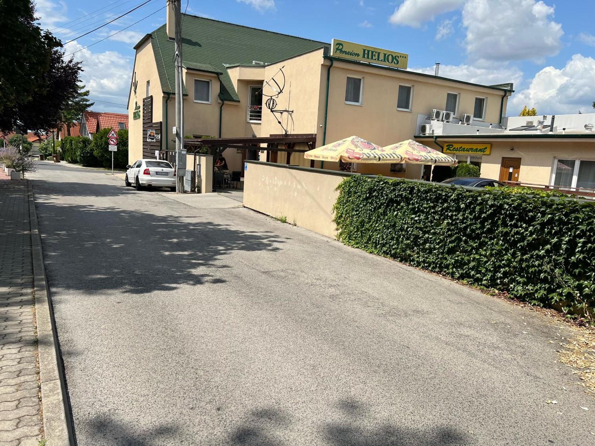 Penzión Helios Bratislava Exterior foto